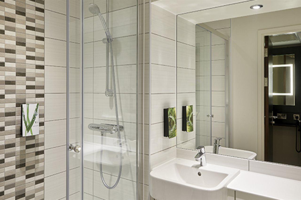 Premier Inn Glasgow Milngavie Bagian luar foto