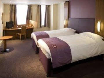 Premier Inn Glasgow Milngavie Bagian luar foto