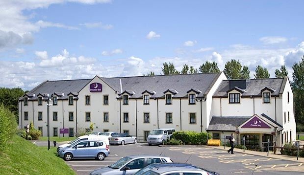 Premier Inn Glasgow Milngavie Bagian luar foto